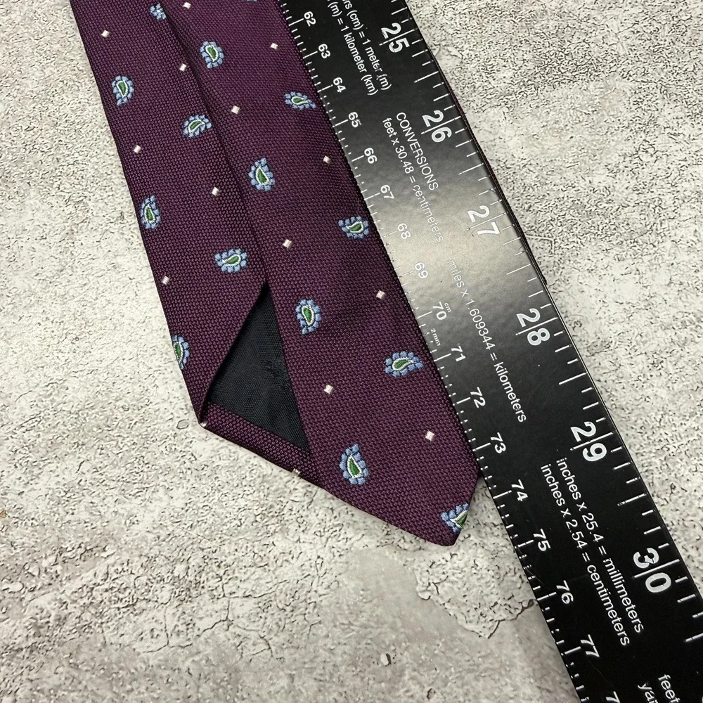 Brooks Brothers Silk‎ Tie Mens One Size Purple Paisley Made In USA Necktie